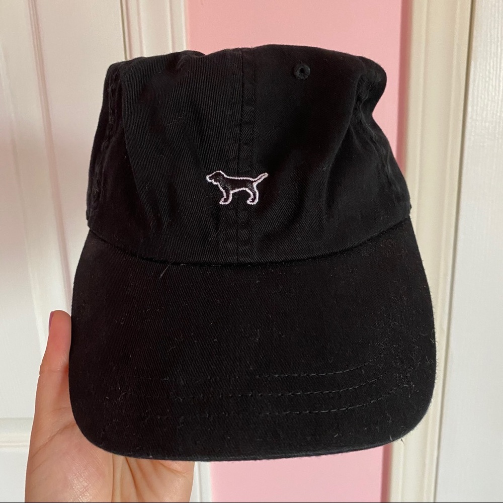vs pink | hat - black & white ♡